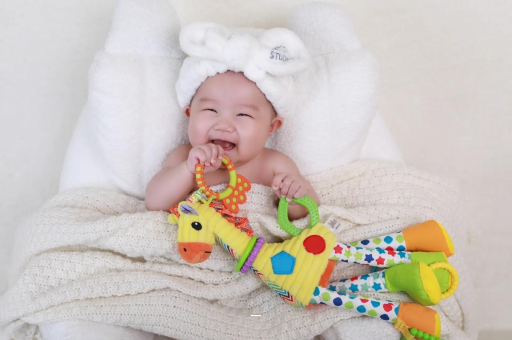 佛山宝宝几个月可以走路 佛山宝宝几个月可以走路